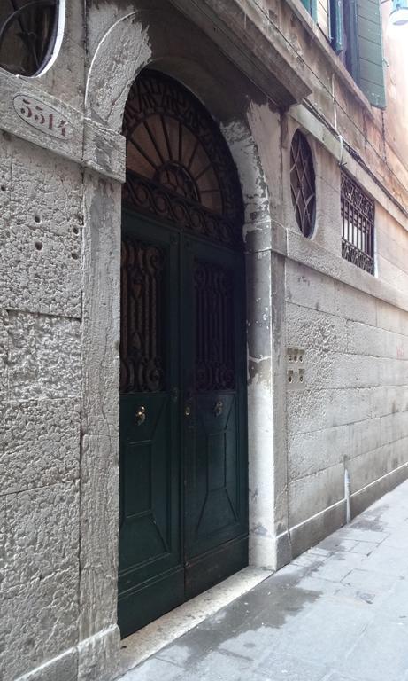 Youth Venice Palace Exterior photo