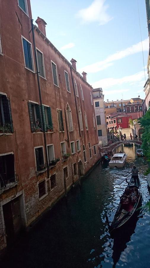 Youth Venice Palace Exterior photo